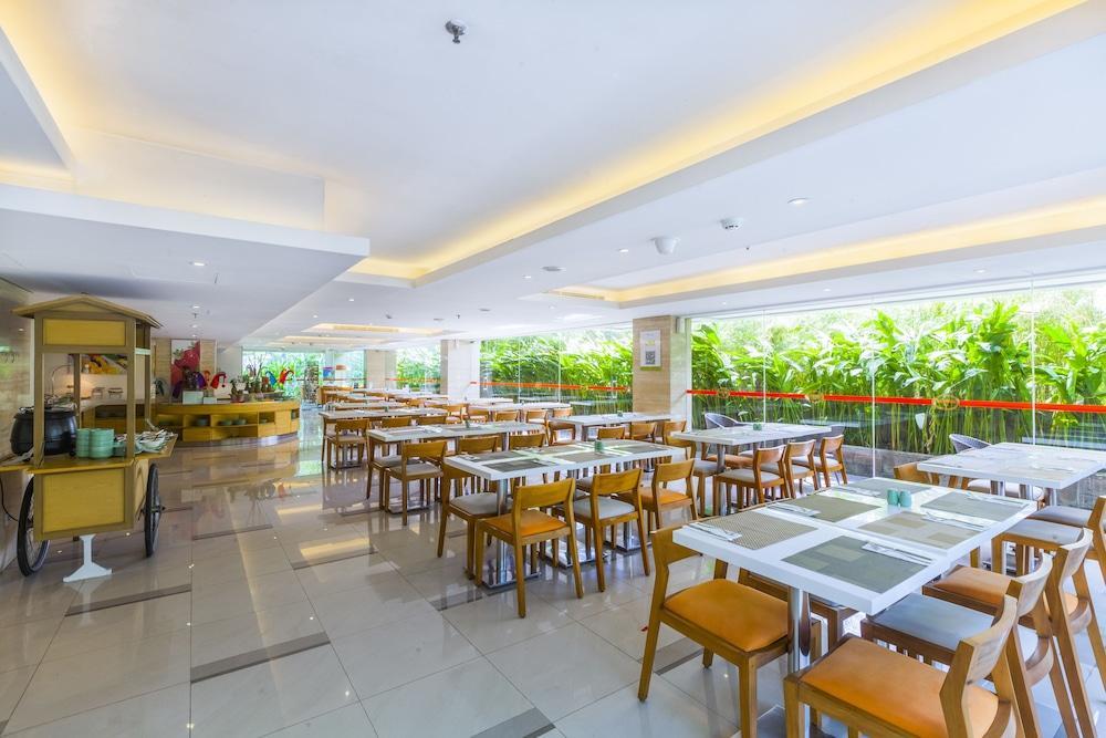 Harris Kuta Galleria - Bali Hotel 4*